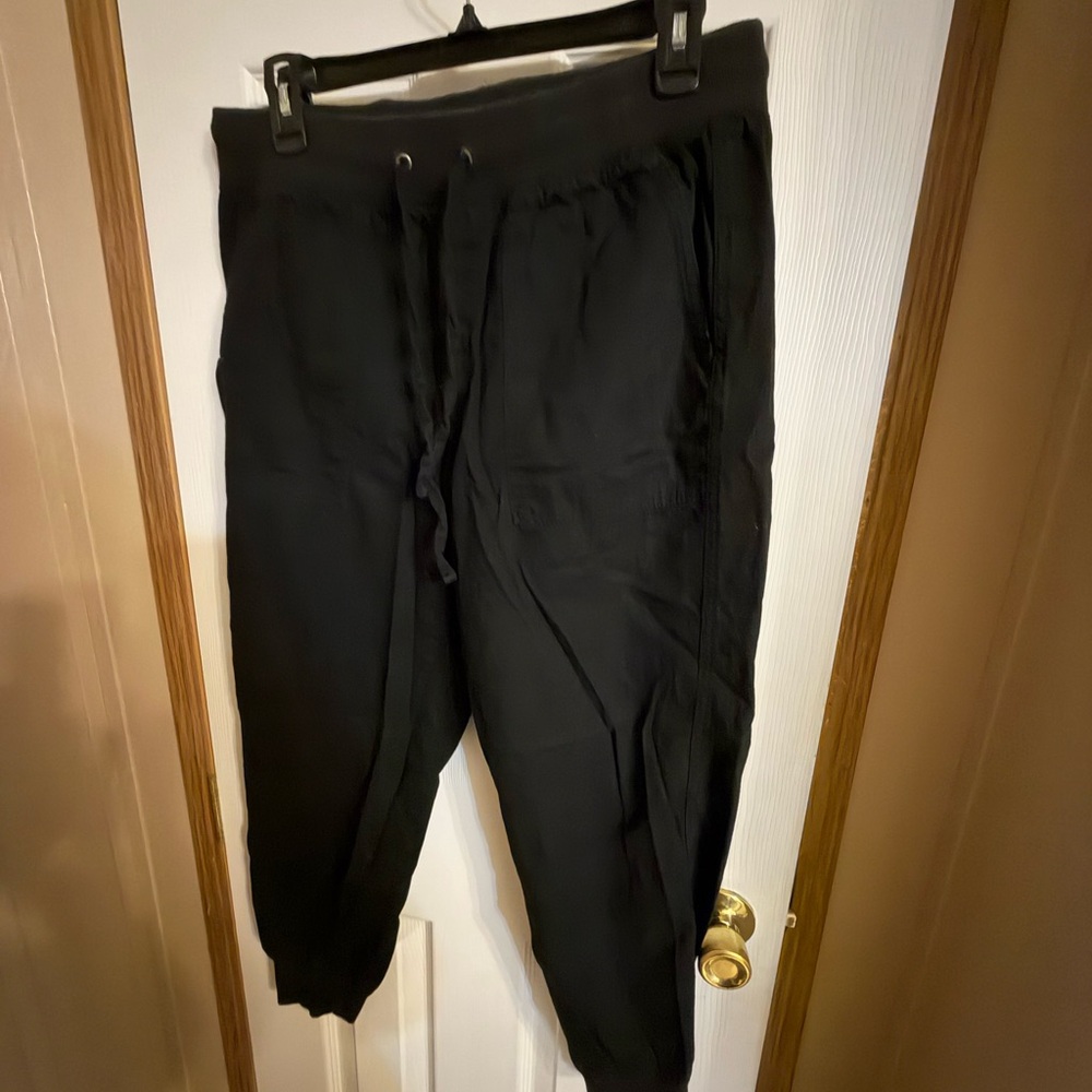 GAP Women's Black Jogger Sweatpants